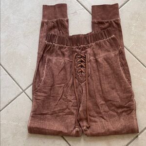 POL tie detail sweatpants size L NWOT